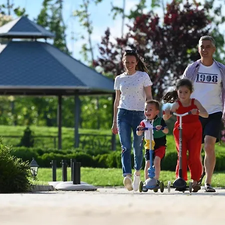 Boutique Complex Trakiets Zhitnitsa