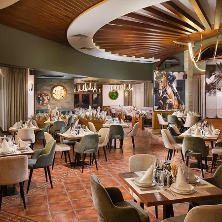 Boutique Complex Trakiets