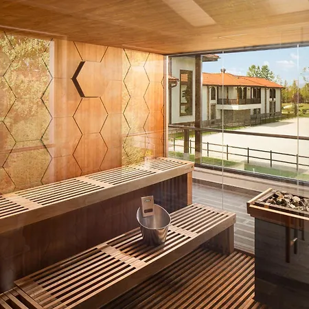 Boutique Complex Trakiets