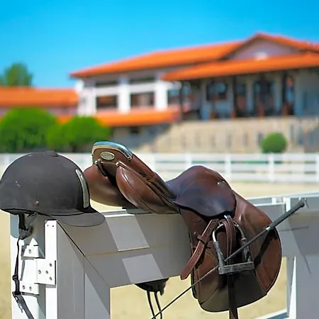 Boutique Complex Trakiets Zhitnitsa