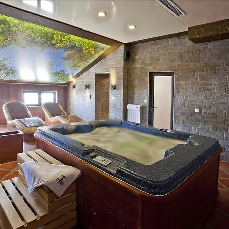 Boutique Complex Trakiets